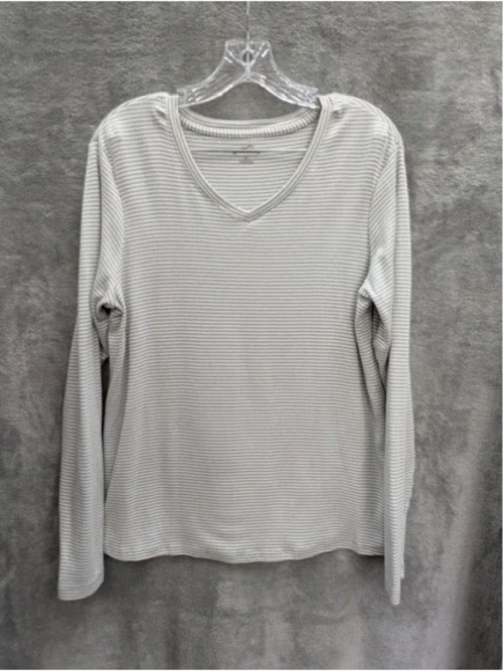 Light Gray Striped V-Neck Long Sleeve Top